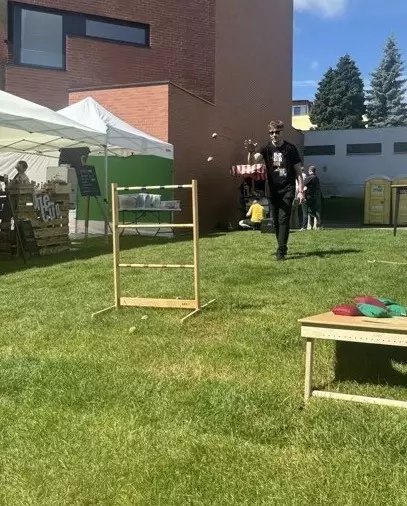 Hod na žebřík - Ladder golf